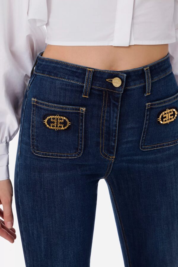 Długie dżinsy typu boot-cut ze złotymi detalami Elisabetta Franchi