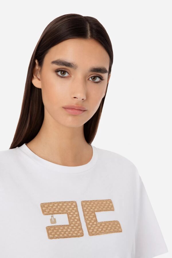 MA01531E2 Krótka koszulka z haftowanym złotym logo Elisabetta Franchi
