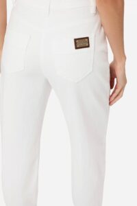 PJ90D31E2 Białe jeansy z pięcioma kieszeniami z wysokim stanem Elisabetta Franchi